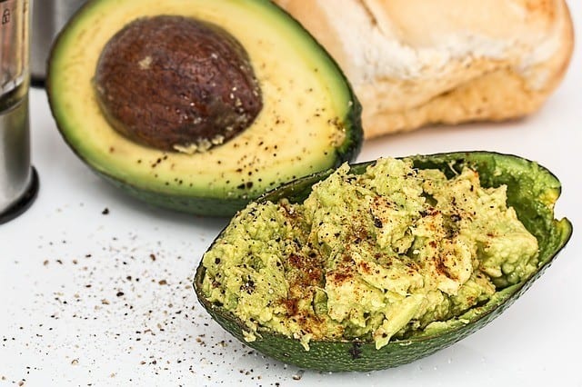foods to lower cholesterol - avocado