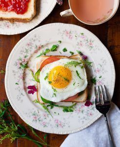 foods high in cholesterol - eggs