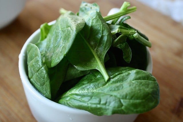 spinach has calcium
